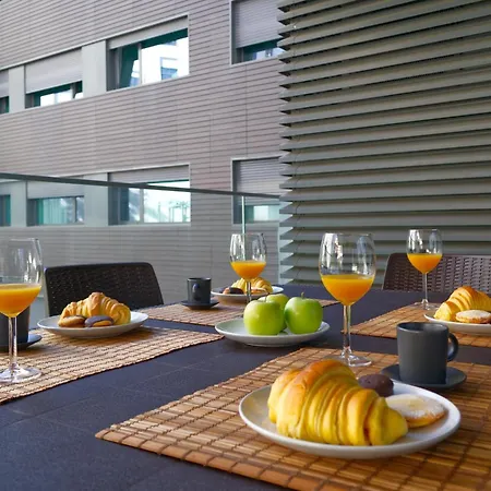 Portucale ! Benfica Lux Garden * Lissabon