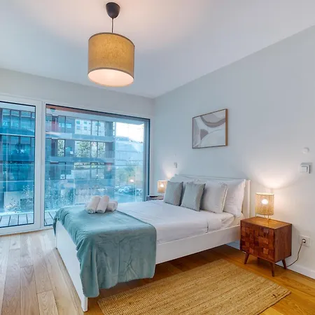 Portucale ! Benfica Lux Garden Apartment Lisbon