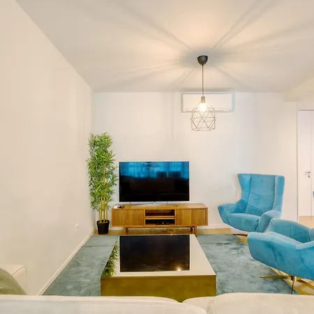 Portucale ! Benfica Lux Garden Apartment Lisbon